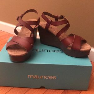 Maurices brown wedge sandals size 11